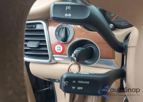 2012 Porsche Panamera 4 from USA, damaged, VIN WP0AA2A7XCL073291